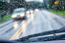 I nostri consigli per guidare quando piove