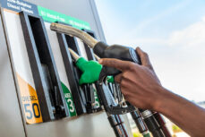 Carburante: quello che si vende nei supermercati è davvero di qualità inferiore?