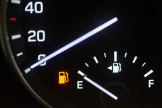 Quanti chilometri è possibile percorrere con la riserva di carburante ?